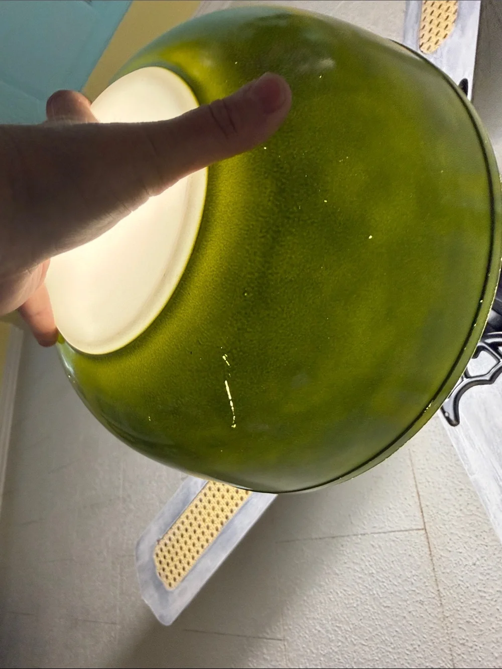 Pyrex avocado green Glass Mixing Bowl 404 4qt